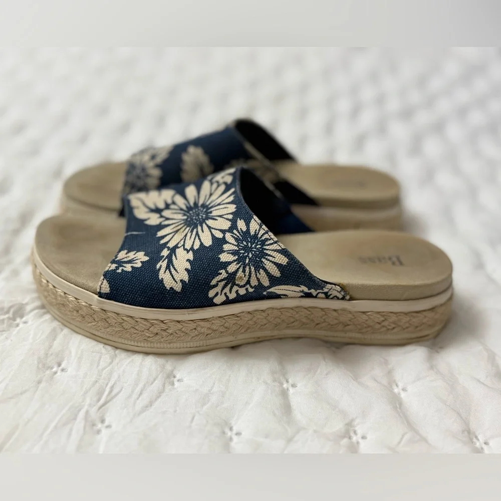 BASS Women’s Holiday Hawaiian Floral Blue Espadrille Slides Size 7M Vintage Y2K